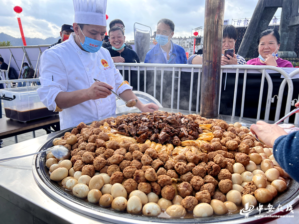 第九届徽菜美食文化旅游节现场.jpg